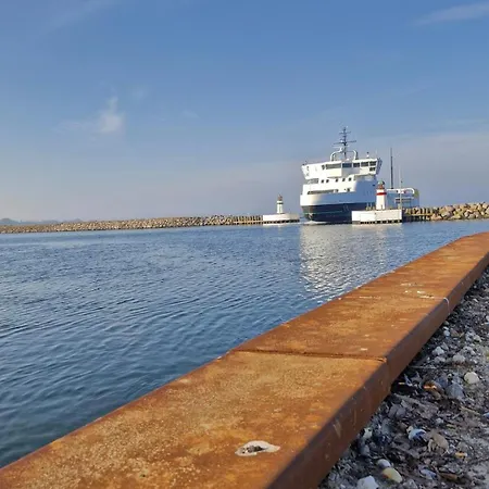 Beautiful And Romantic 2 Bedroom On The Island Aeroe ヴィラ Søby